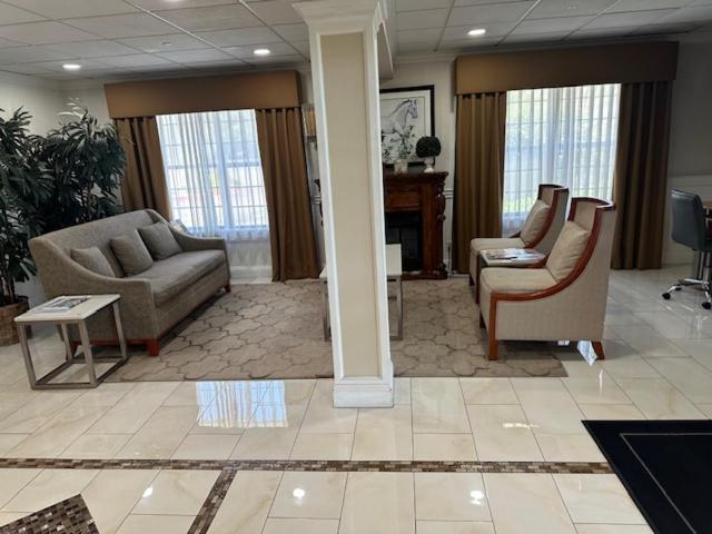 Red Lion Inn & Suites Auburn Dış mekan fotoğraf