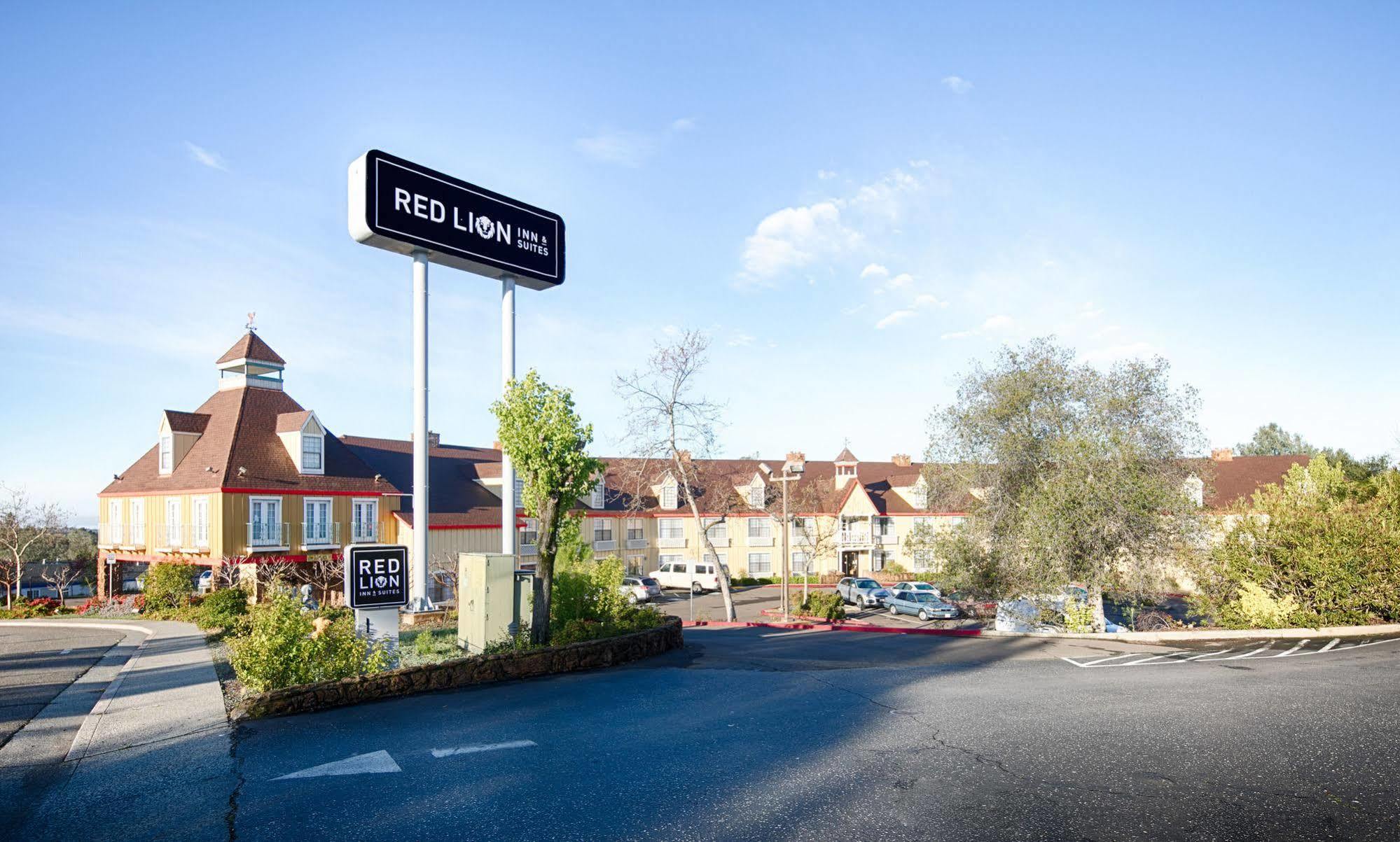 Red Lion Inn & Suites Auburn Dış mekan fotoğraf