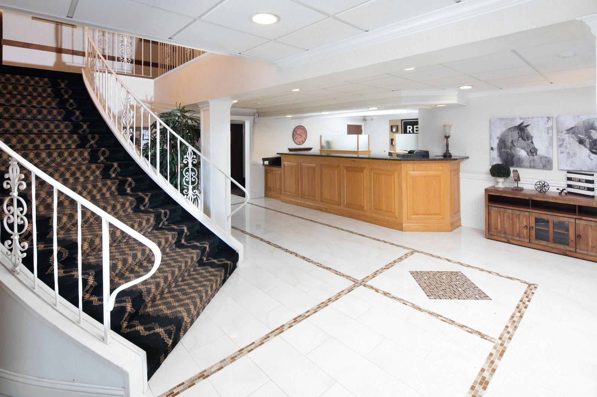 Red Lion Inn & Suites Auburn Dış mekan fotoğraf